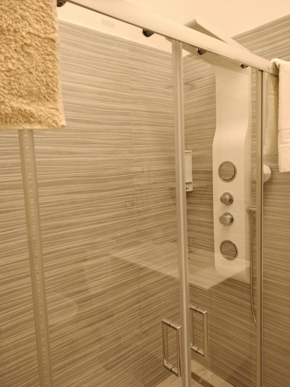 Acquazzurra Affittacamere Torre Lapillo Habitación foto